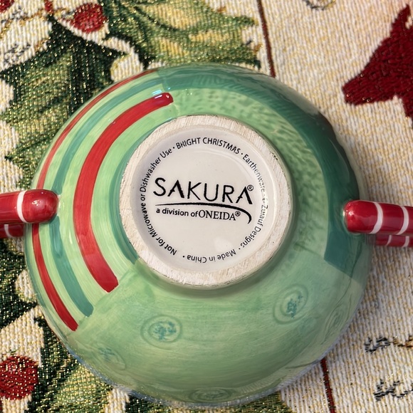 Sakura by Oneida “Bright Christmas” candy dish - Picture 6 of 6